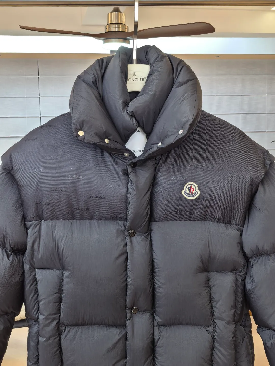 【Original Authentic 】Moncler Verone 𝑴𝒐𝒏𝒄𝒍𝒆𝒓｜ 25𝒔𝒔 Verone ， -40℃， Same Style ：Black，Khaki ， Size：12345